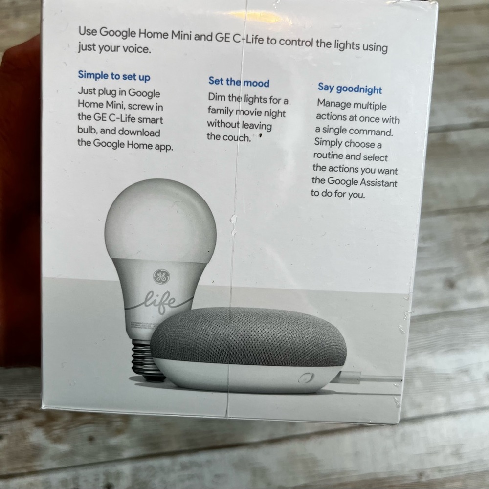 Google Smart Light starter kit - Picture 2 of 3